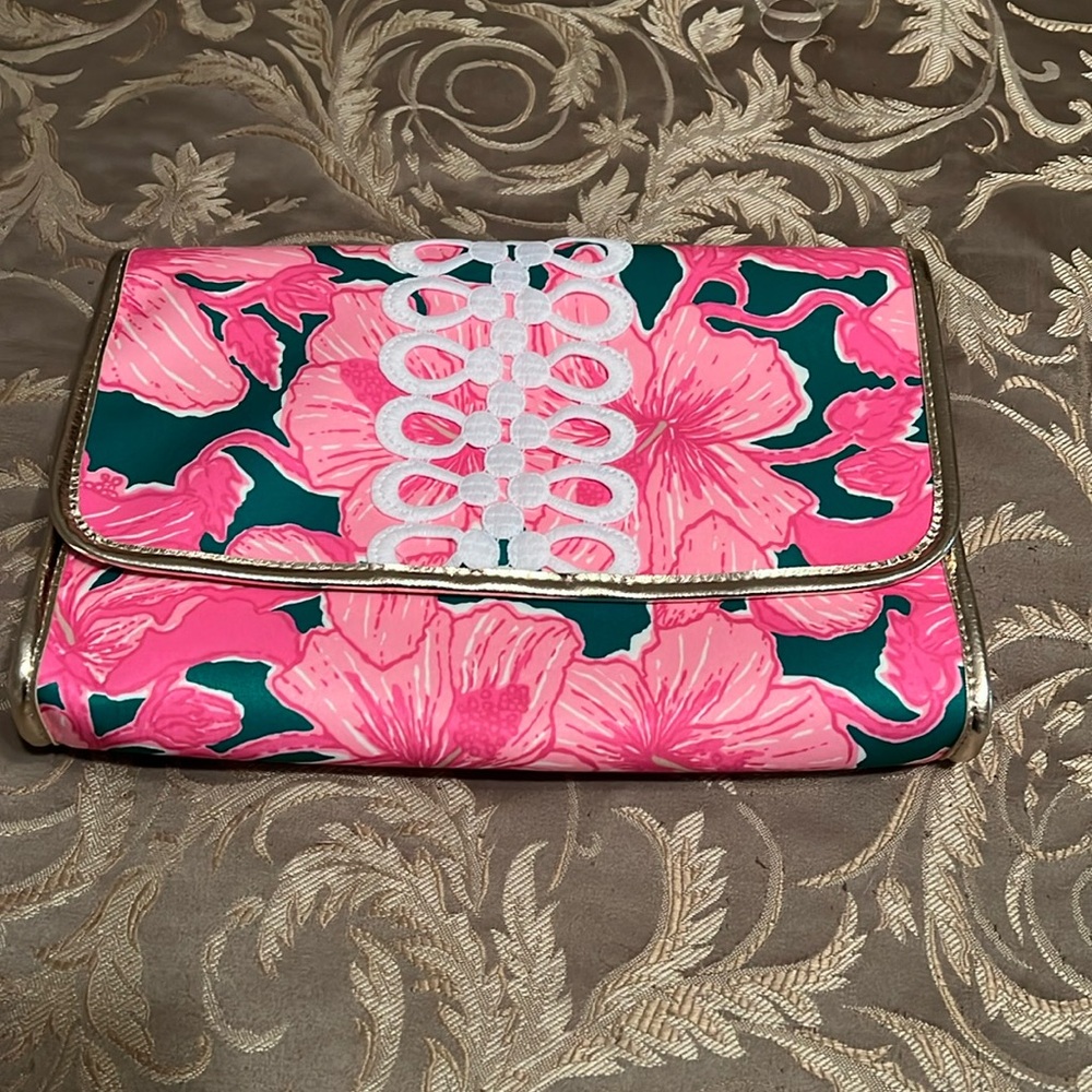 Lilly Pulitzer envelope purse